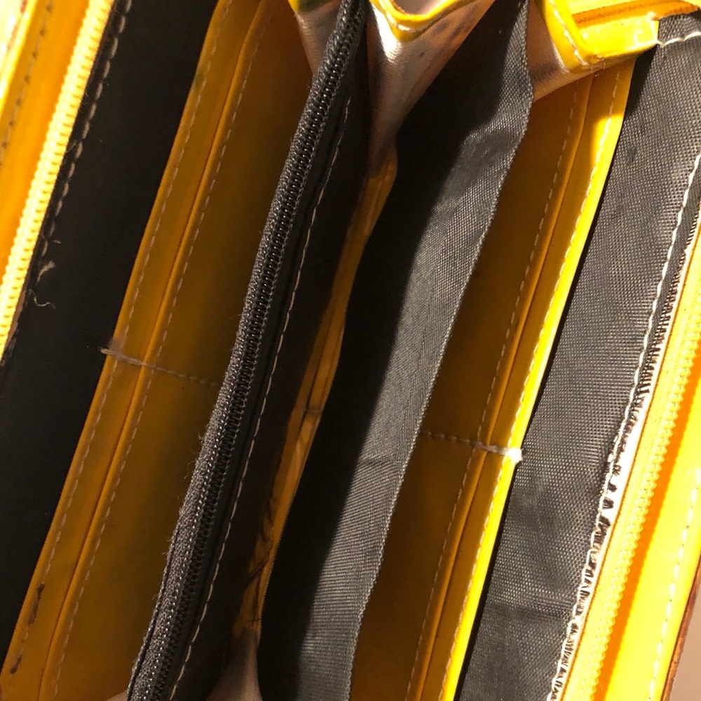 Wallet - Picture 2 of 2